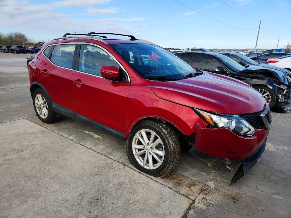 2018 Nissan Rogue Sport sv