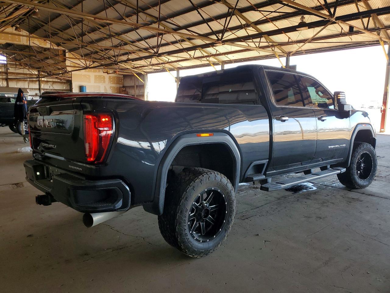 2020 GMC Sierra K2500 Denali