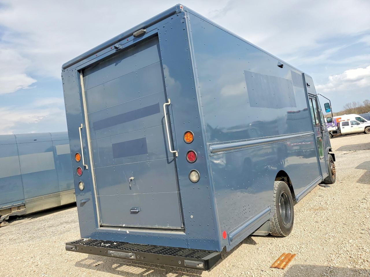 2020 Ford F59 Delivery Truck