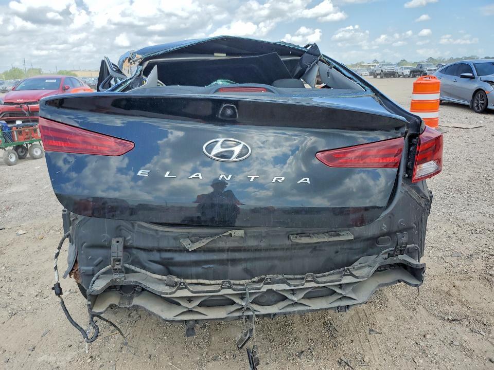 2019 Hyundai Elantra se