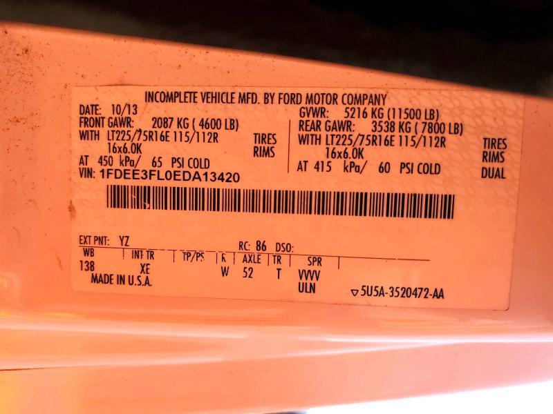 2014 Ford Econoline E350 Super Duty Cutaway Van