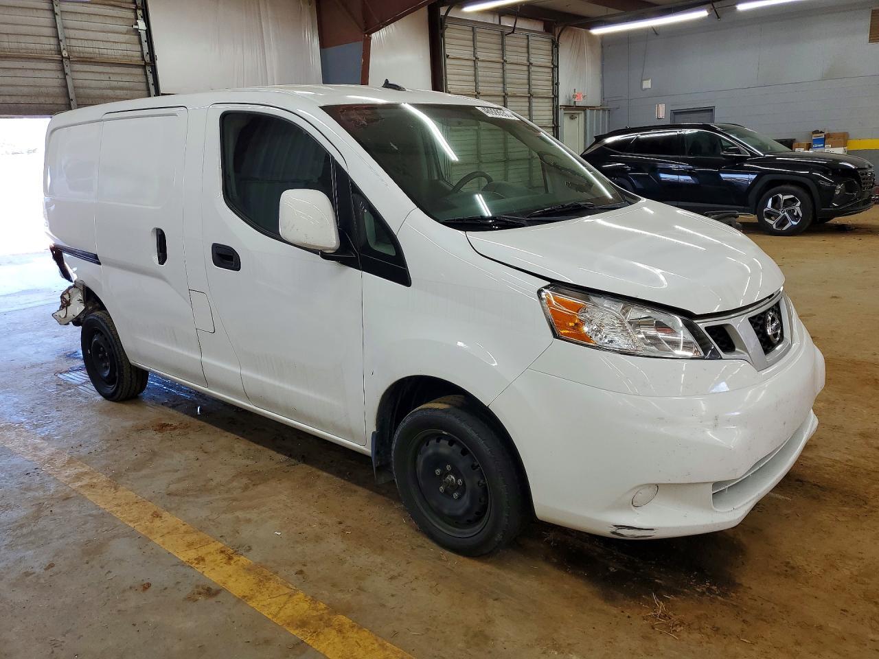 2021 Nissan NV200 SV