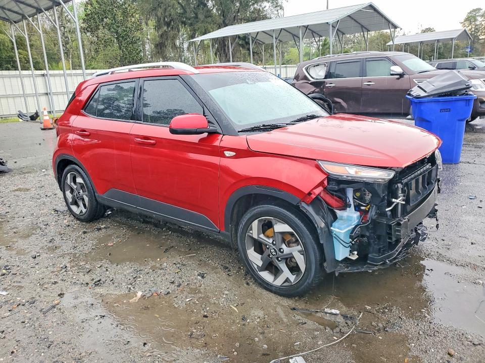 2022 Hyundai Venue sel