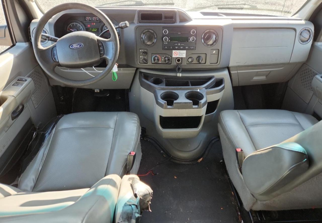 2012 Ford Econoline E350 Super Duty Wagon