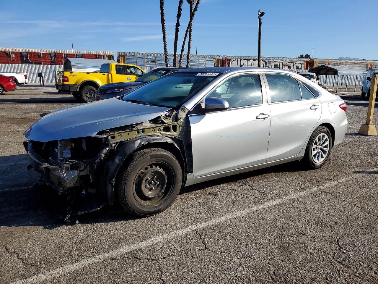 2017 Toyota Camry le