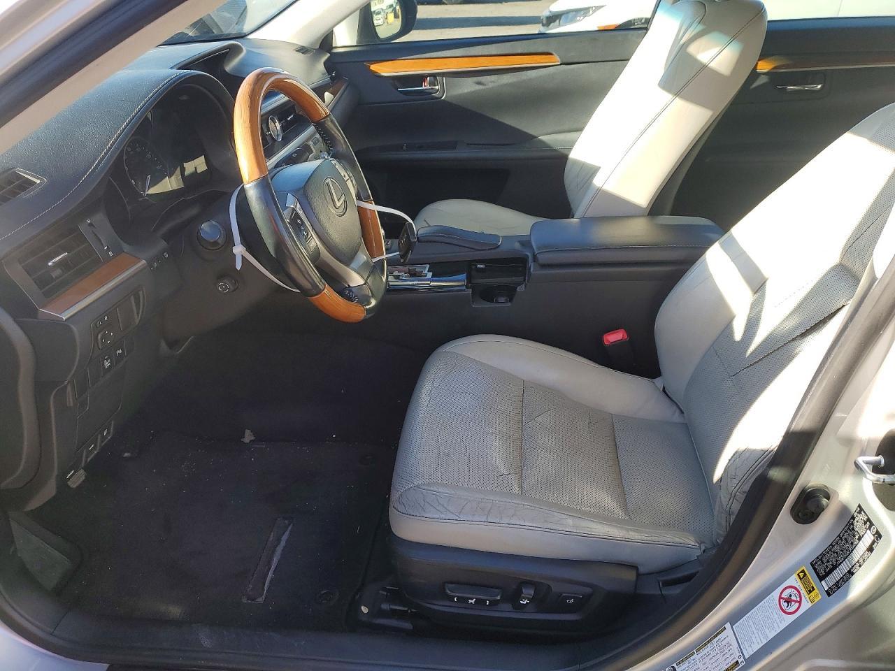 2014 Lexus Es 300h Base