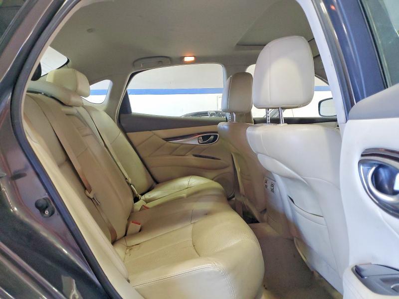 2011 Infiniti M37 x