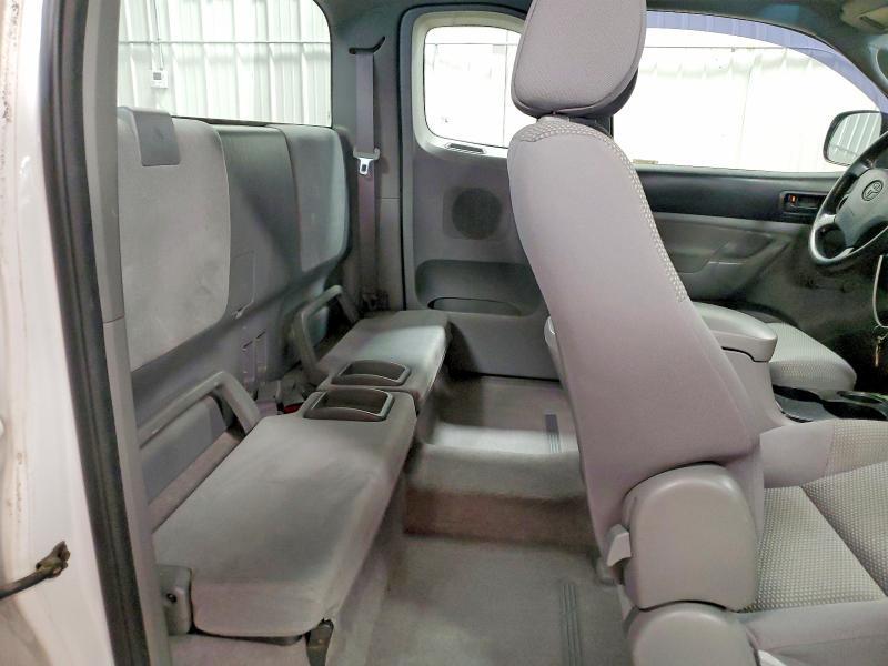 2005 Toyota Tacoma Base