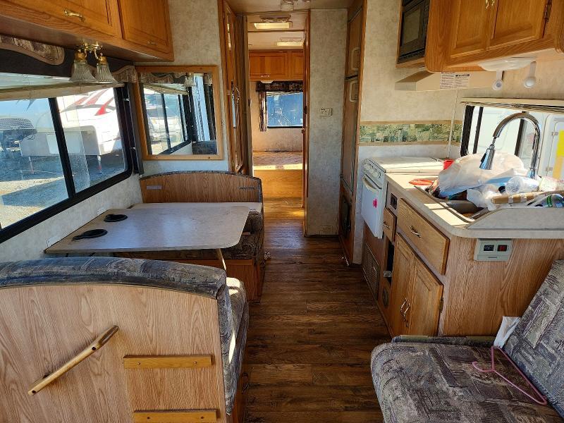 2004 Coachmen 2003 Ford F550 Super Duty rv