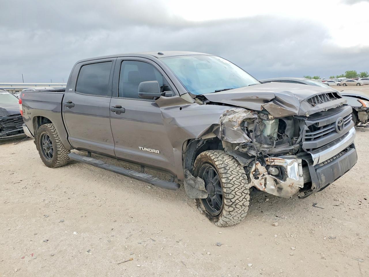 2015 Toyota Tundra SR5