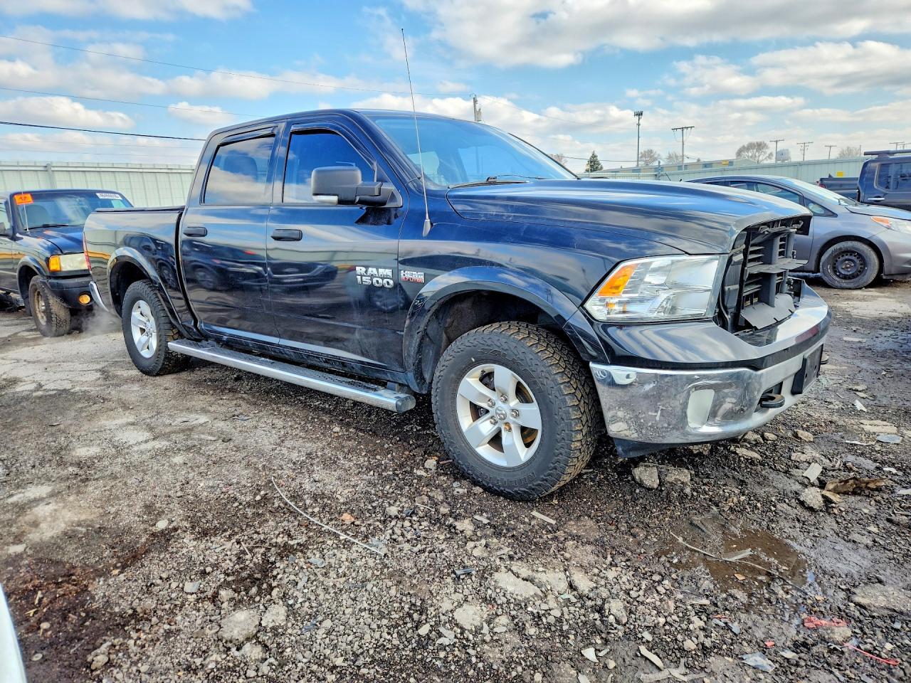2015 Dodge RAM 1500 SLT
