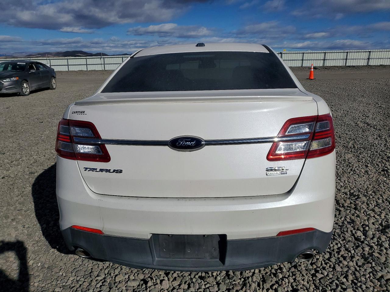 2014 Ford Taurus sel