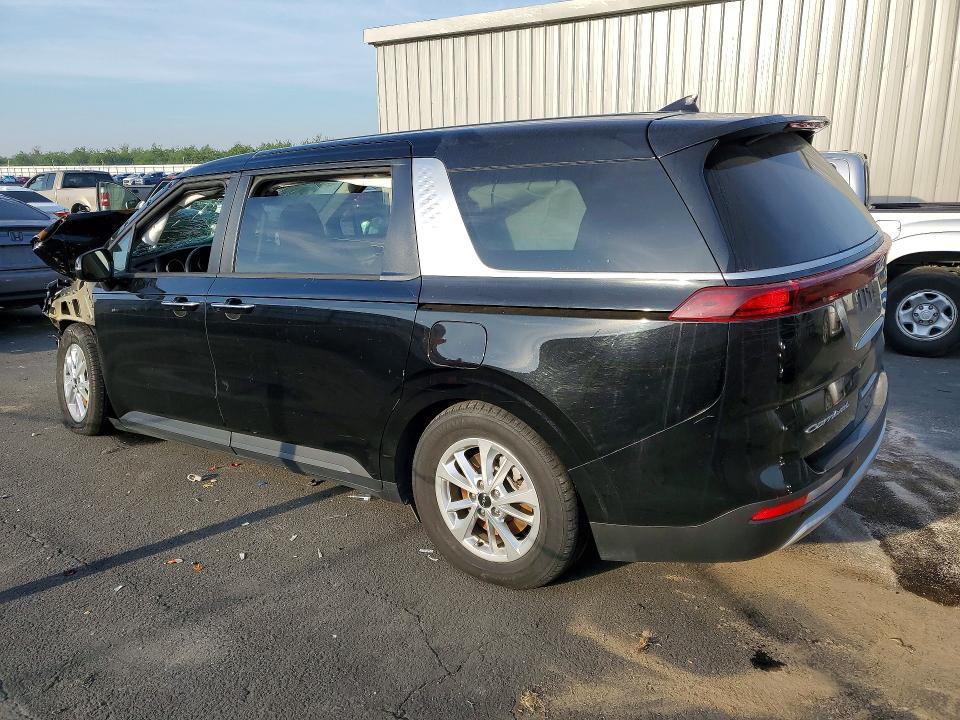 2022 KIA Carnival lx