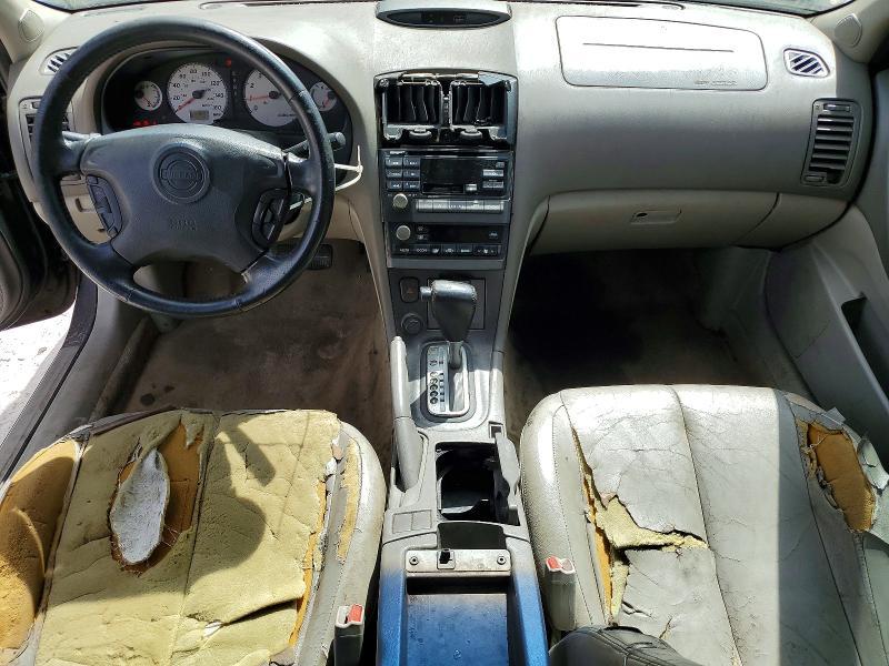 2001 Nissan Maxima gxe