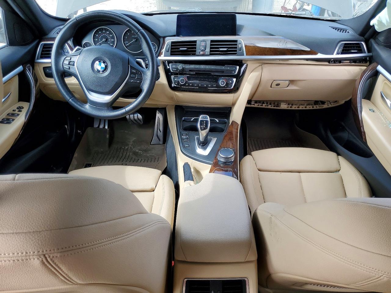 2017 BMW 330 xi