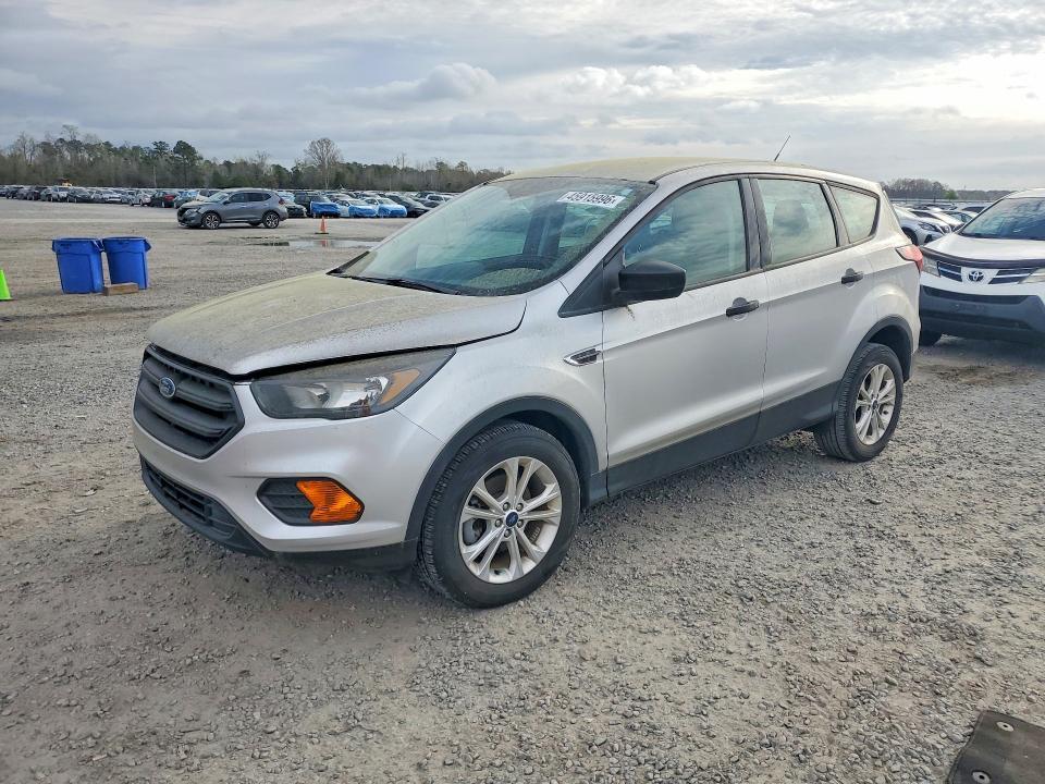 2019 Ford Escape s