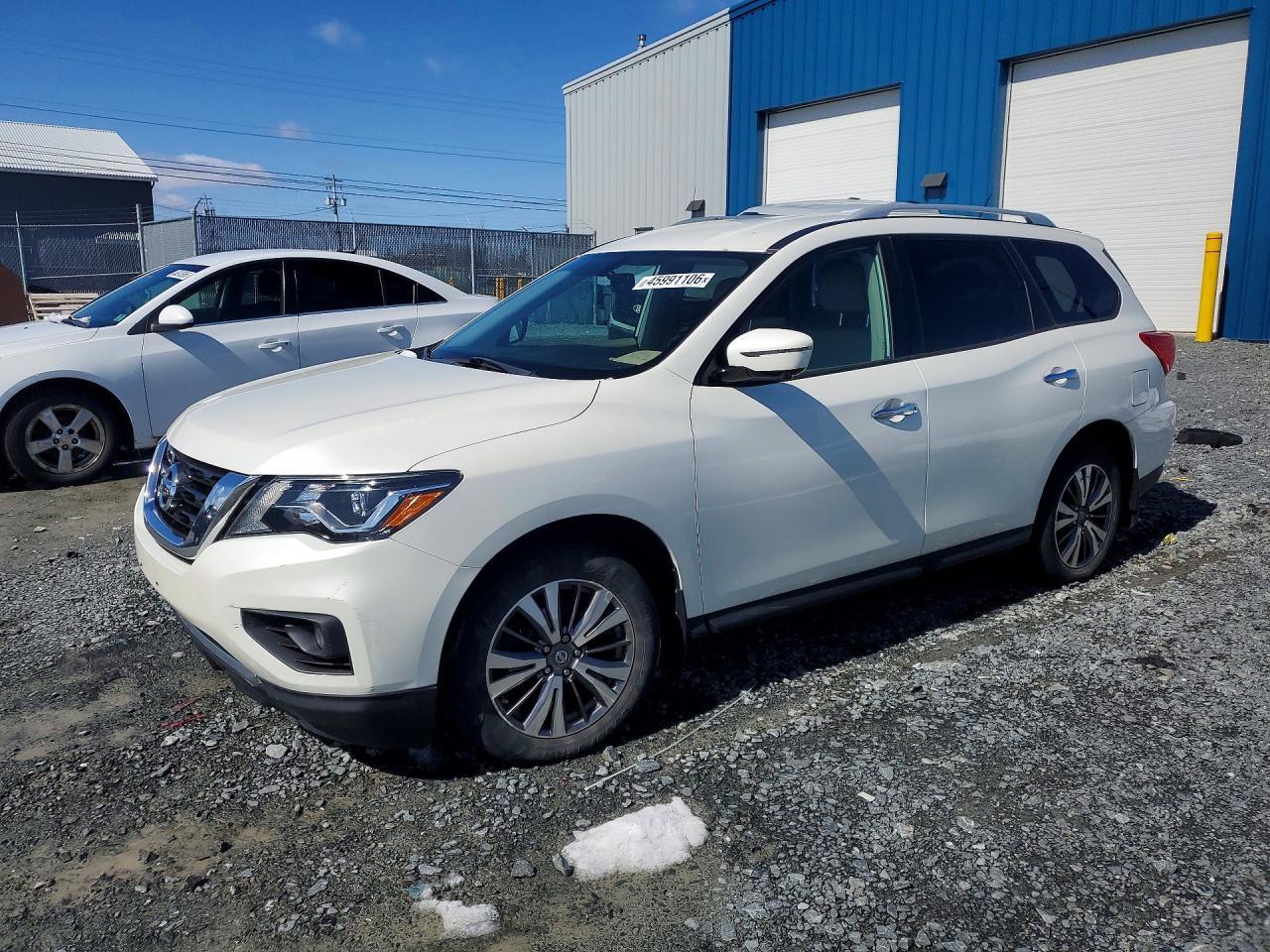 2017 Nissan Pathfinder s