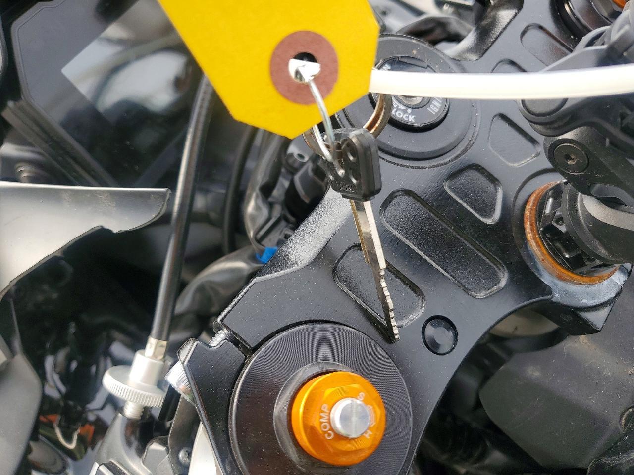 2025 Yamaha YZFR7