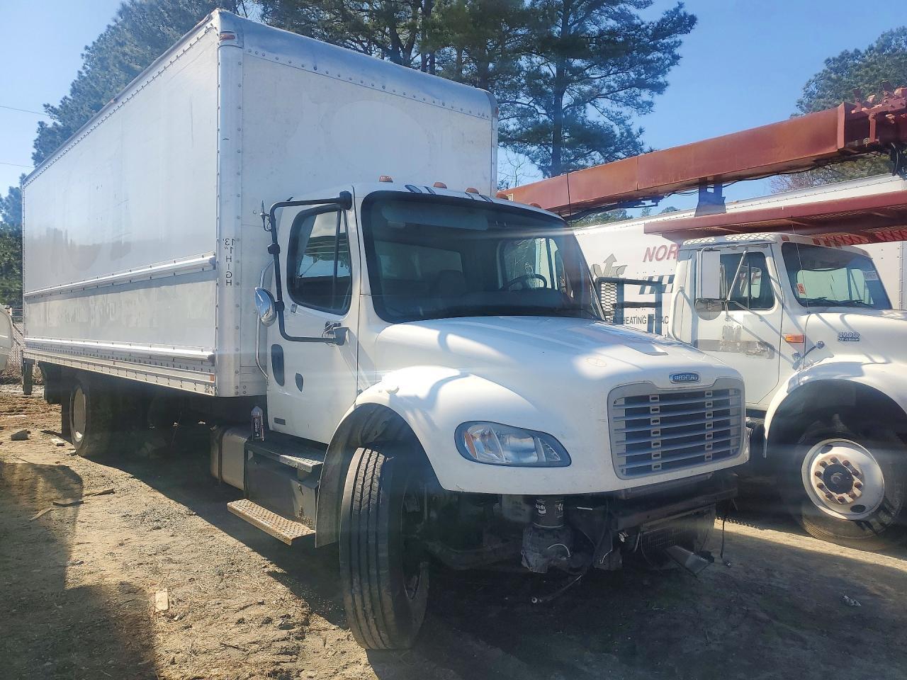 2012 Freigliner 2012 Freightliner Business Class M2 BOX Truck