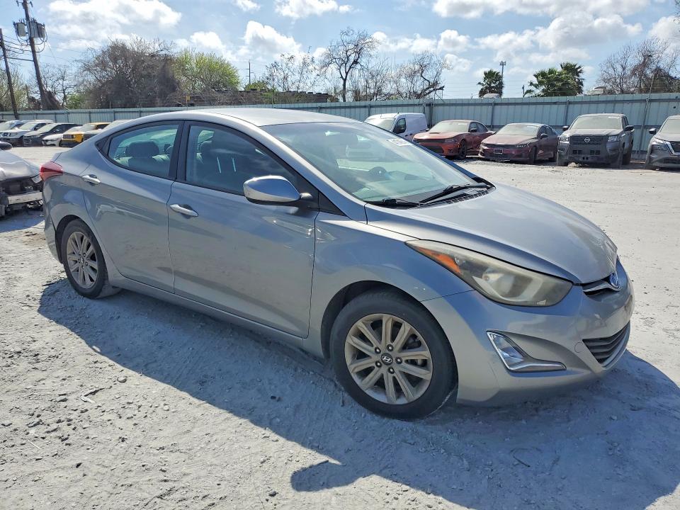 2014 Hyundai Elantra se