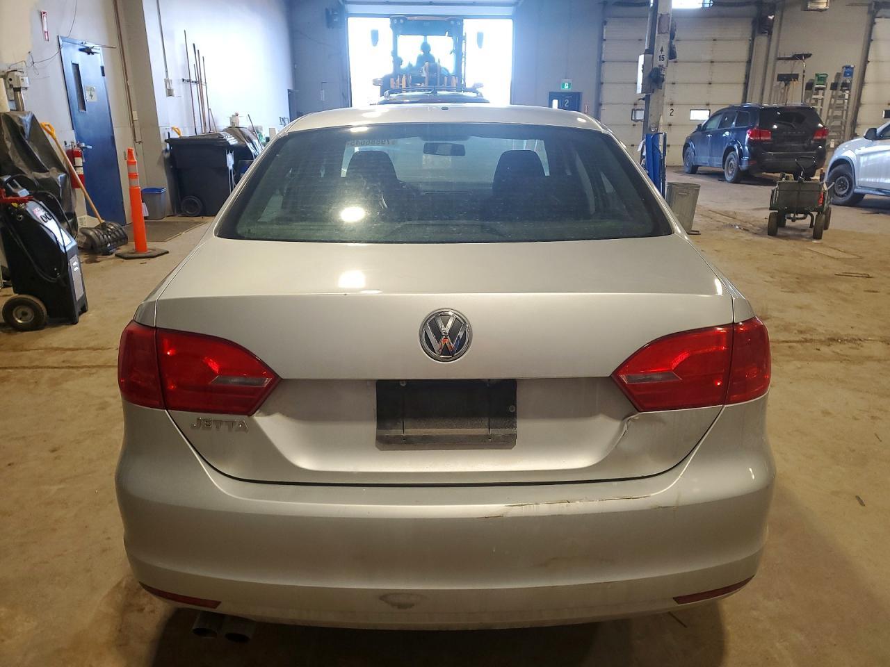2012 Volkswagen Jetta Base