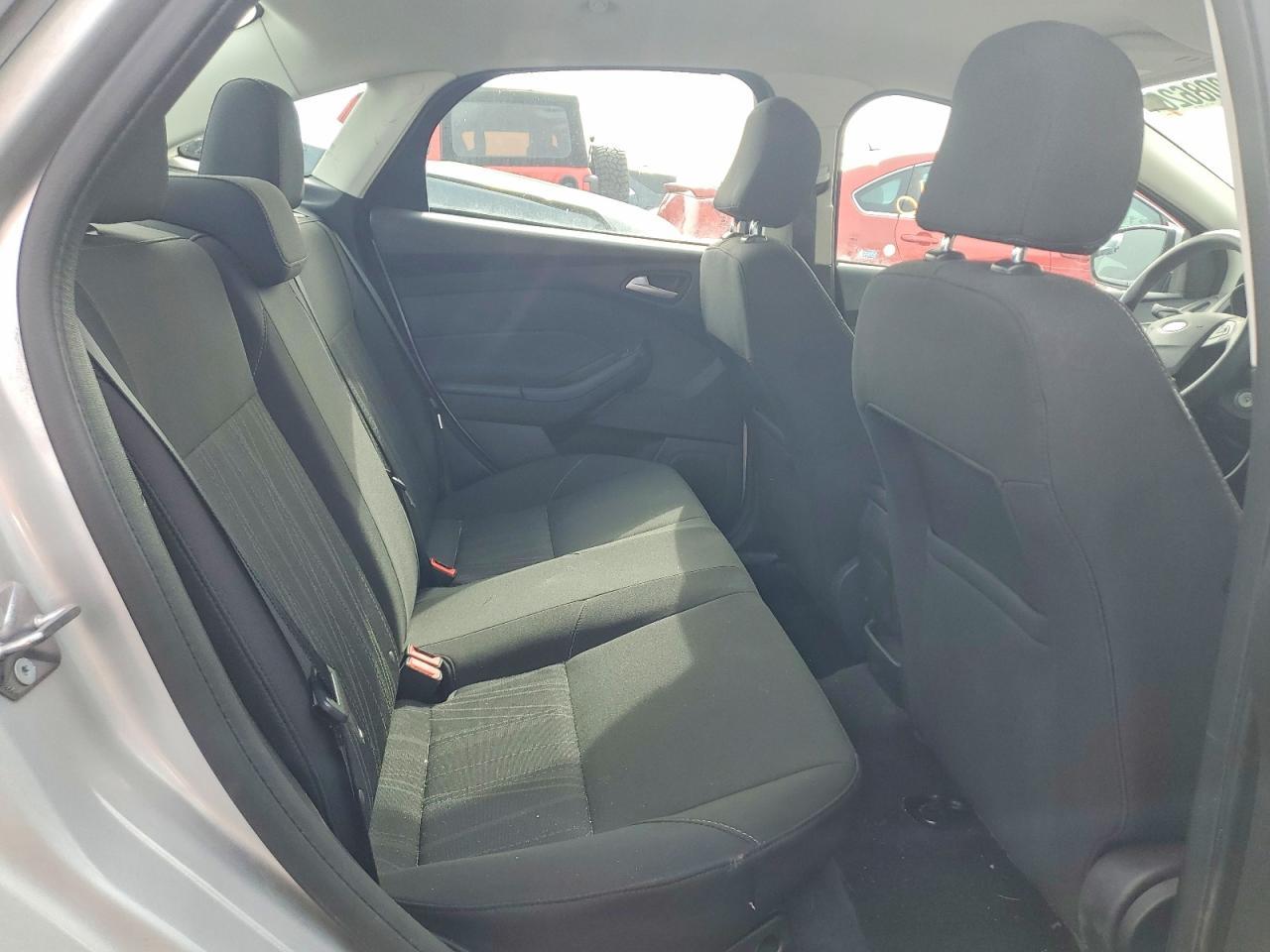 2017 Ford Focus se