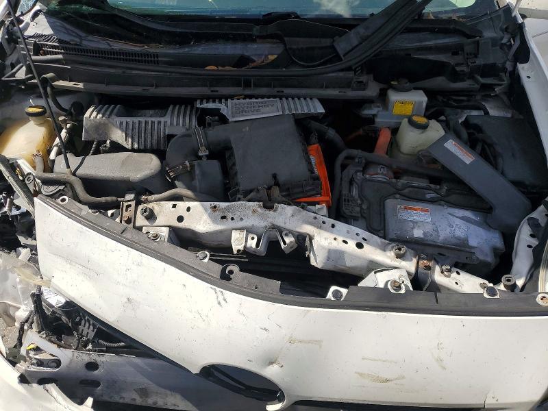 2013 Toyota Prius two