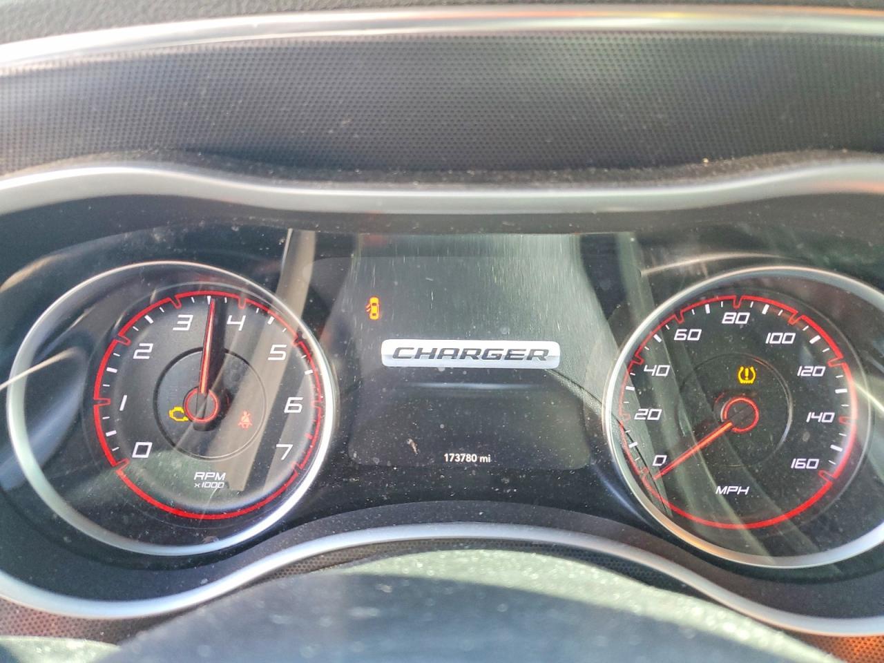 2018 Dodge Charger r