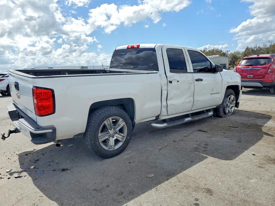 2018 Chevrolet Silverado C1500 Custom