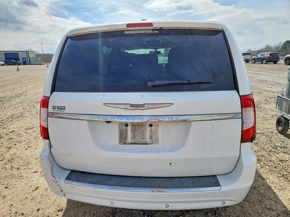 2015 Chrysler Town & Country Touring l