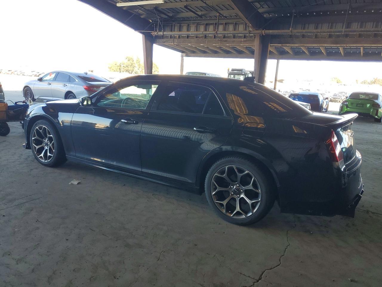 2018 Chrysler 300 s