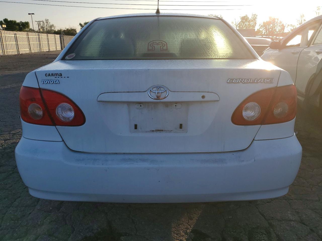 2005 Toyota Corolla ce