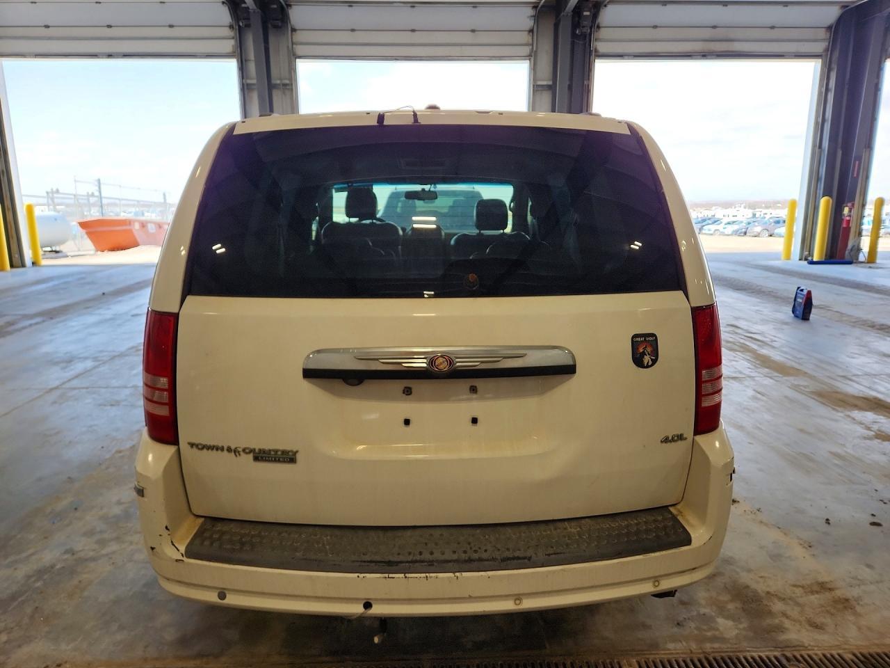 2008 Chrysler Town & Country Limited