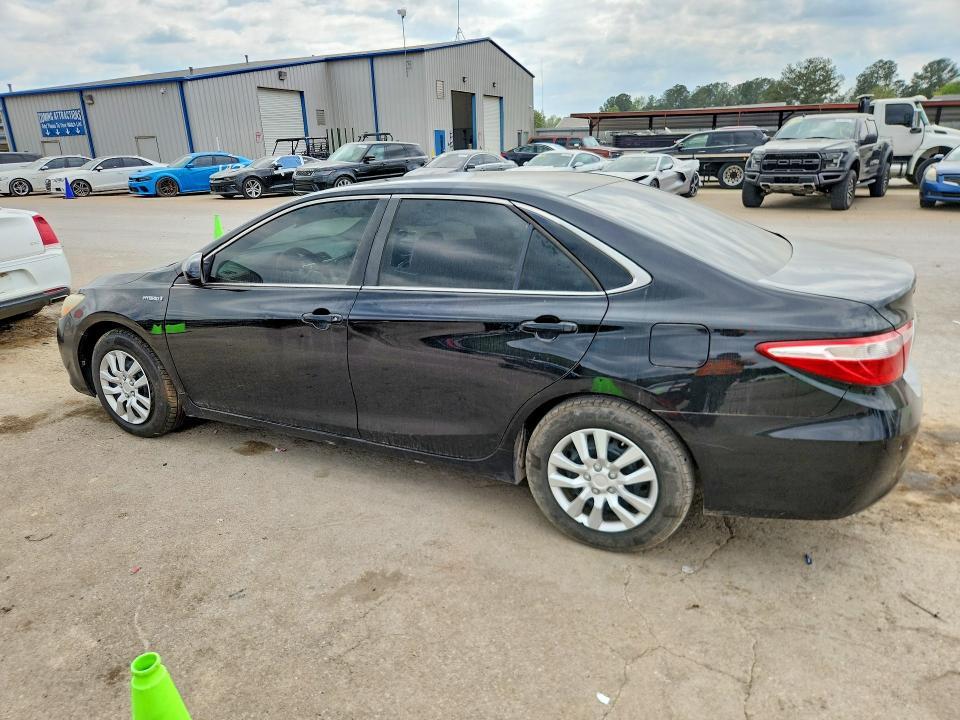 2017 Toyota Camry Hybrid le