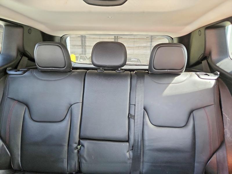 2017 Jeep Renegade Trailhawk