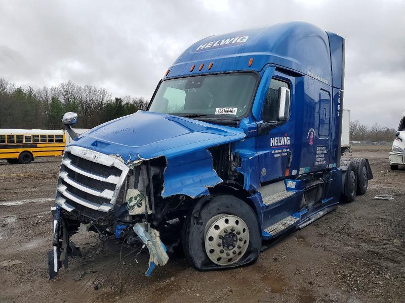 2022 Freigliner 2022 Freightliner Cascadia 126 Semi Truck