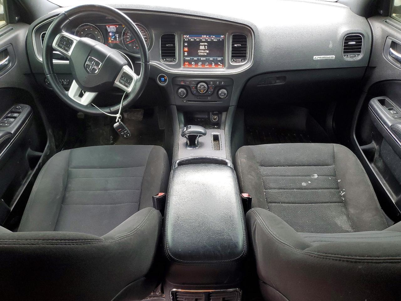 2012 Dodge Charger sxt