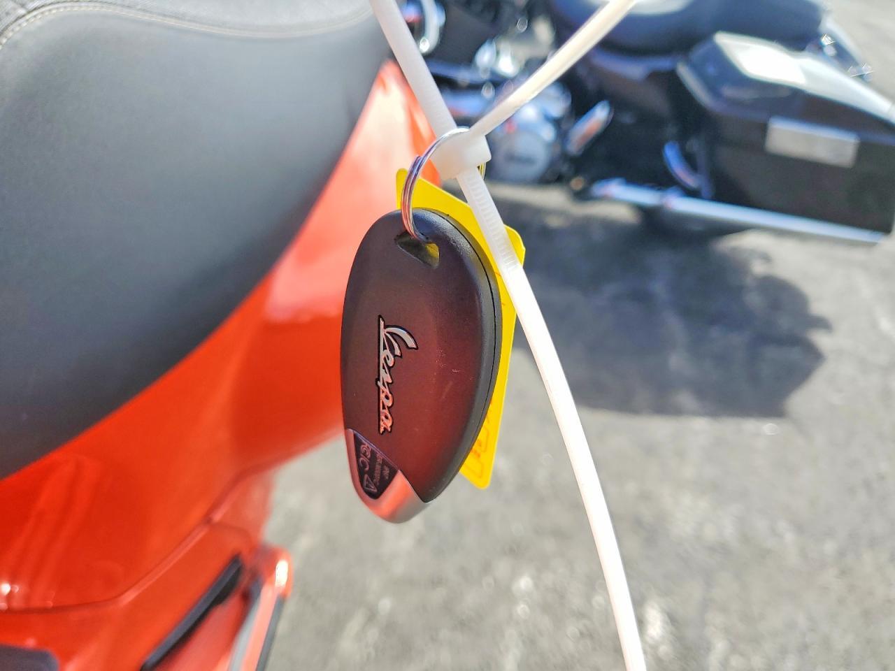 2024 Vespa GTS/SEI Giorni 300