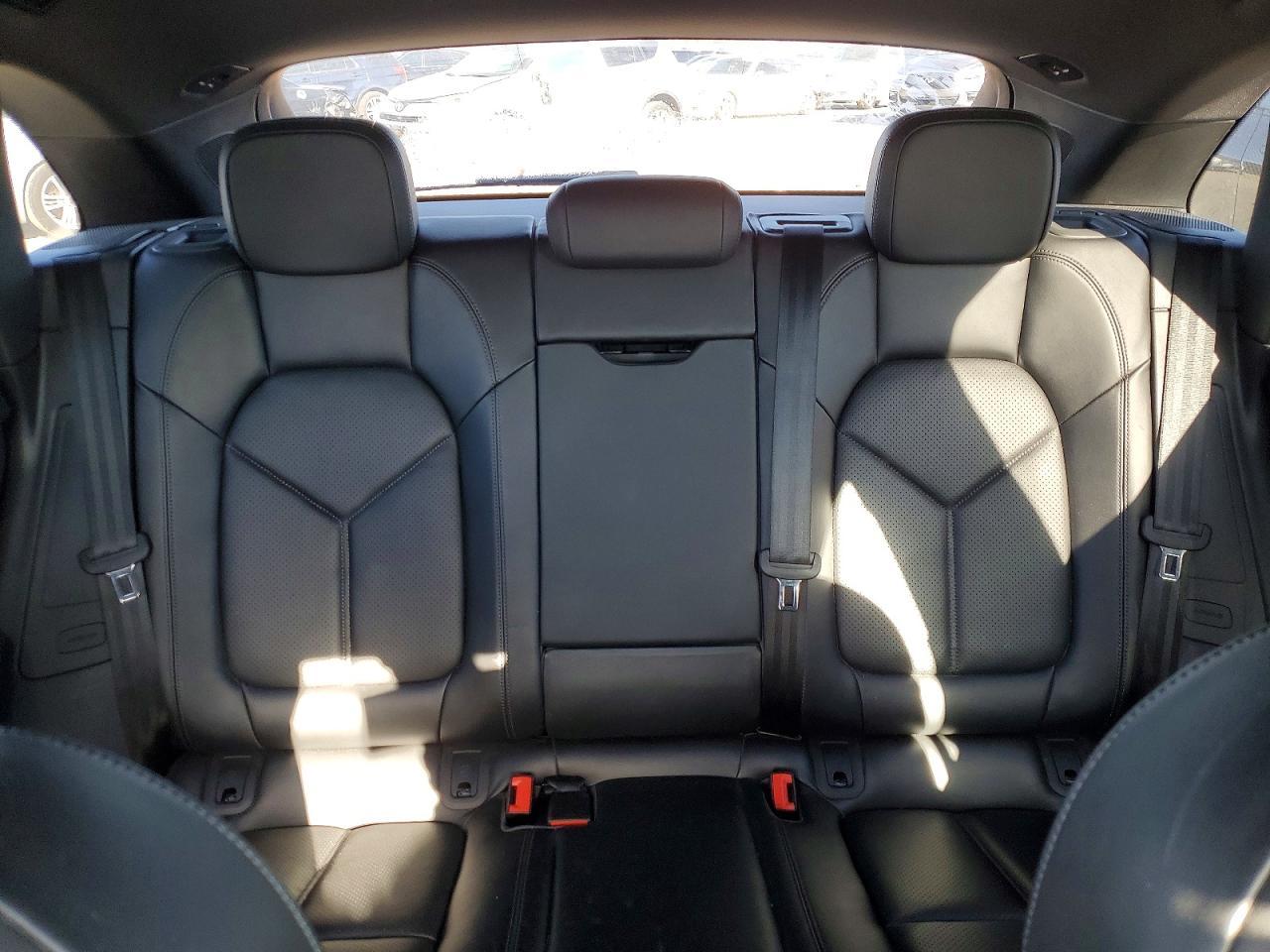 2018 Porsche Macan s