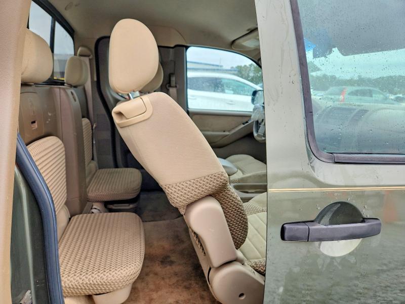 2005 Nissan Frontier SE