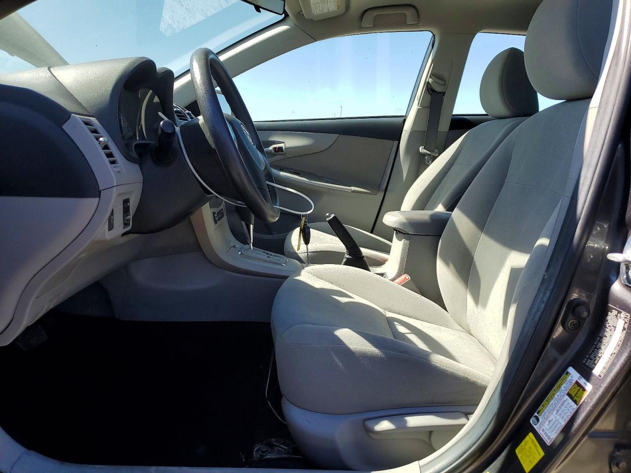 2013 Toyota Corolla le