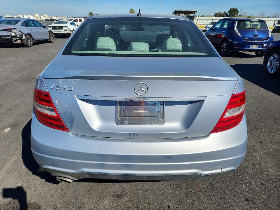 2014 Mercedes-Benz C 250