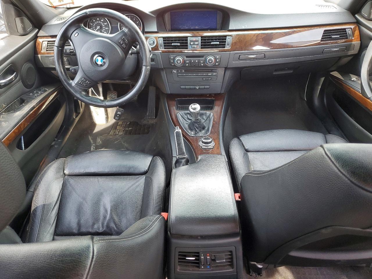 2011 BMW 335 xi