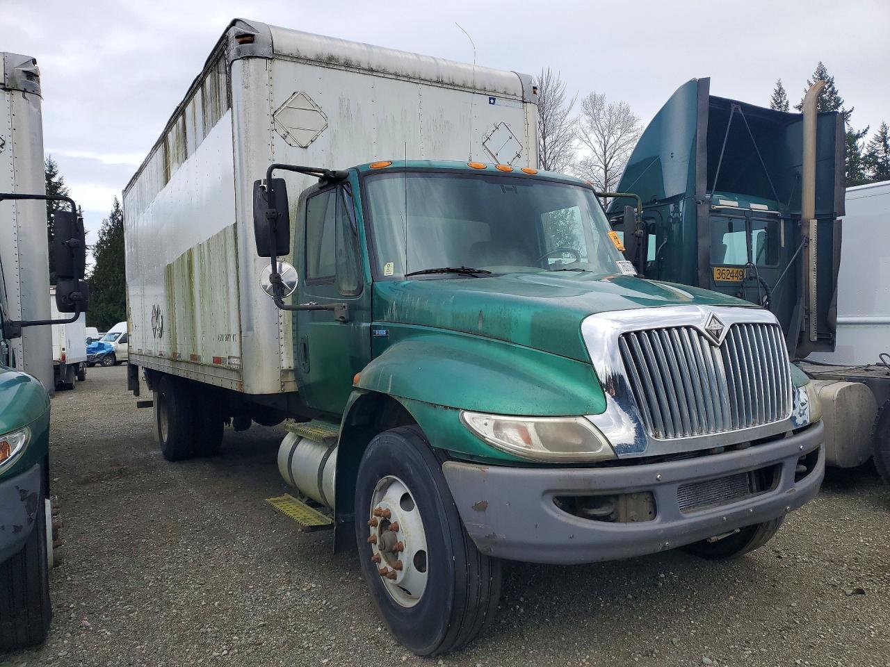 2009 International MA025 BOX Truck
