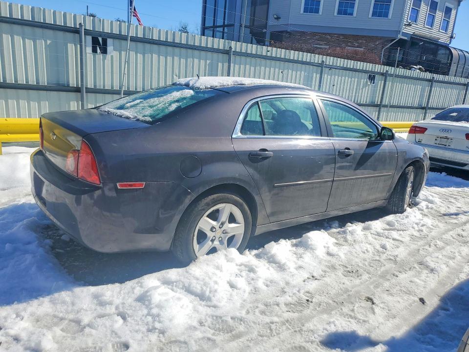 2011 Chev Malibu ls