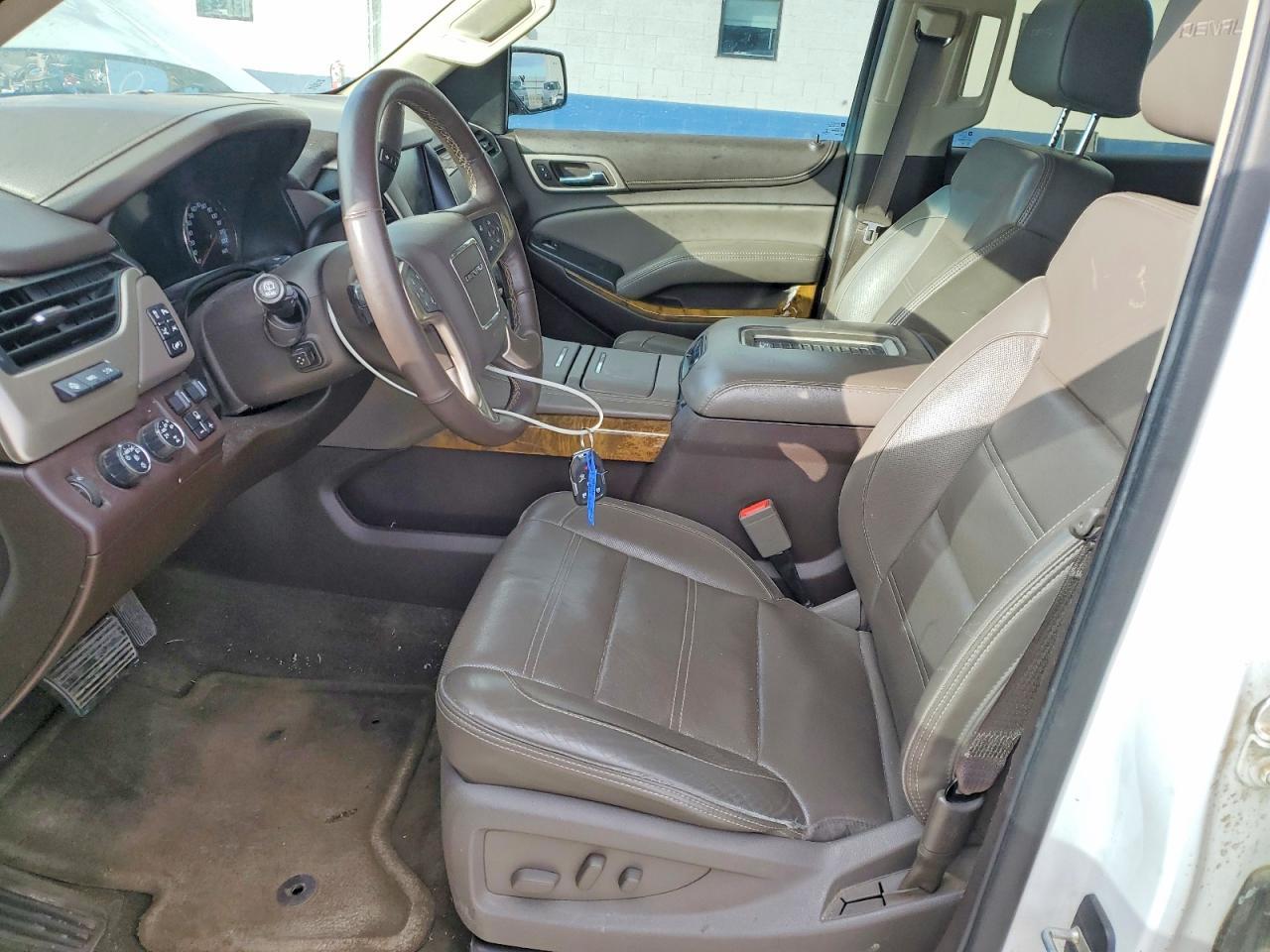 2016 GMC Yukon