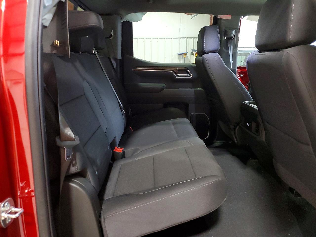 2025 Chevrolet Silverado K1500 RST