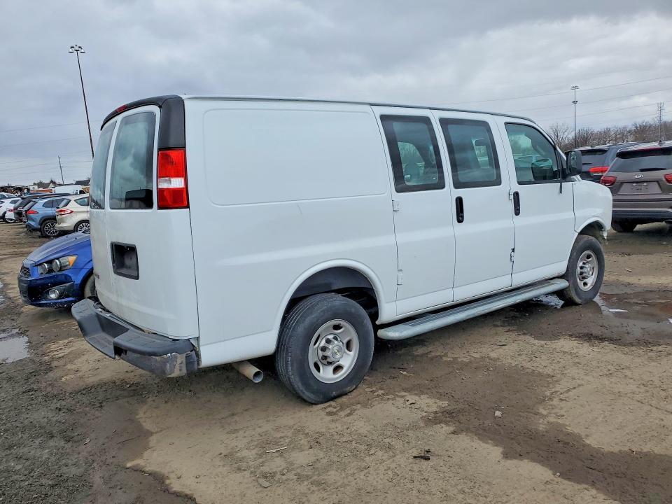 2022 Chev Rolet Express 2500 Cargo Delivery van