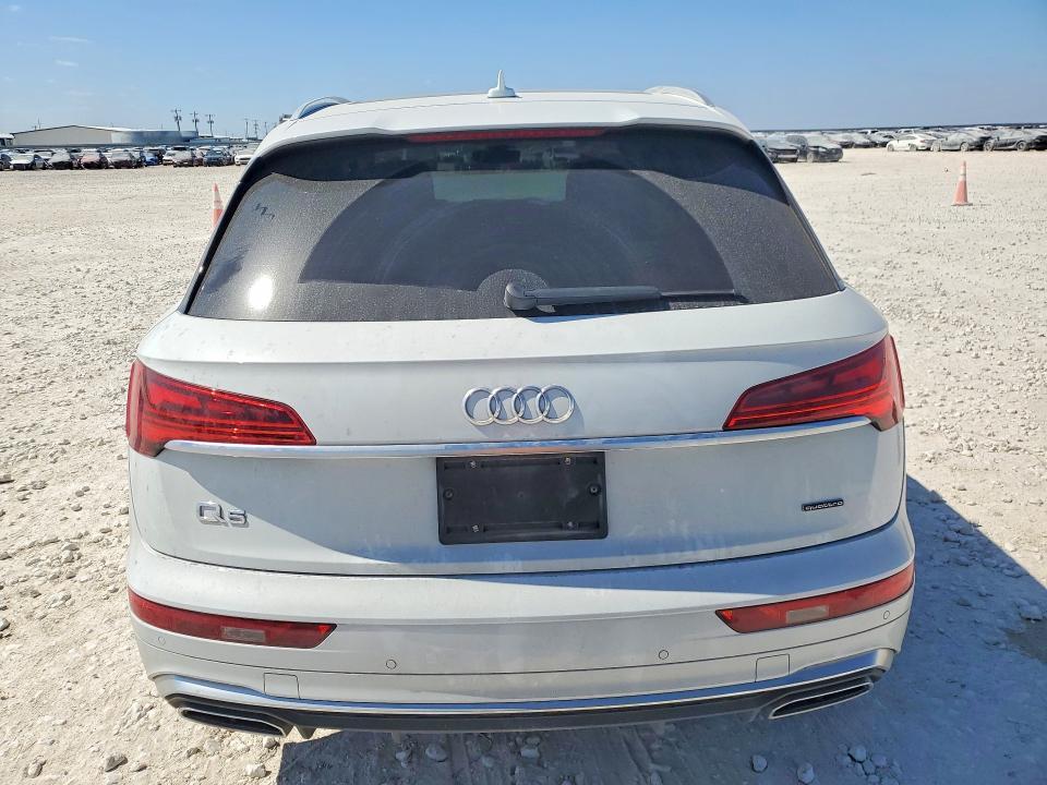 2022 Audi Q5 Prestige 45