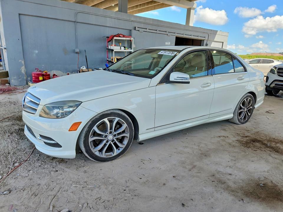 2011 Mercedes-Benz C300